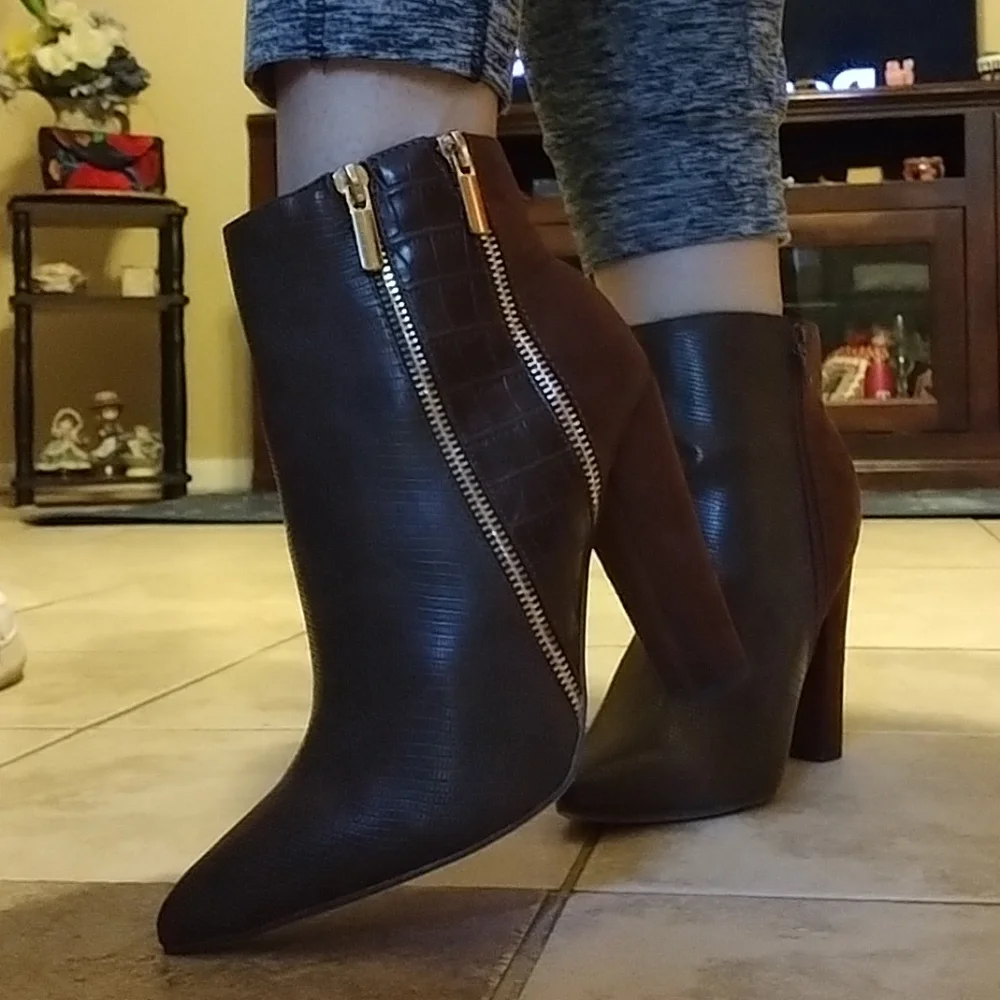 Boot - Picture 3 of 3